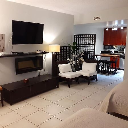 Riverview, Studio 507, Beach Steps Away!+Pool+Wifi Ruskin Eksteriør bilde