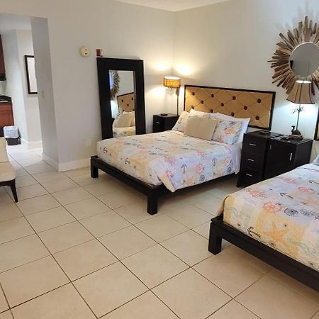 Riverview, Studio 507, Beach Steps Away!+Pool+Wifi Ruskin Eksteriør bilde